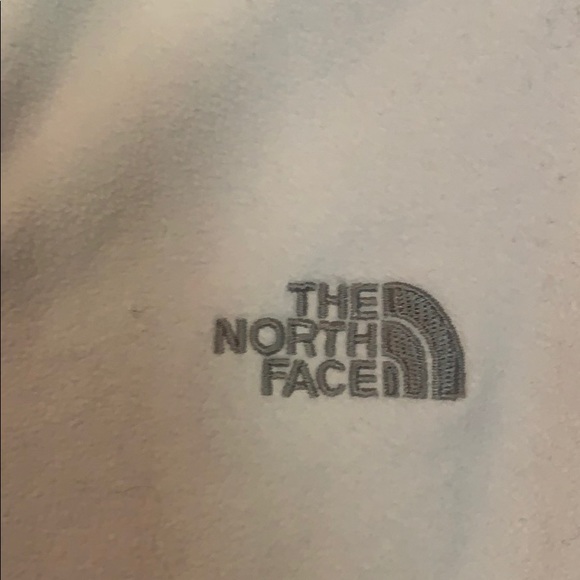 The North Face fleece long sleeve half zip - Picture 2 of 5